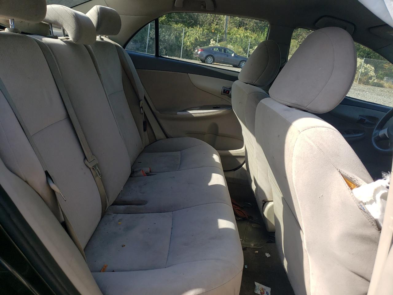 2010 Toyota Corolla - Image 10