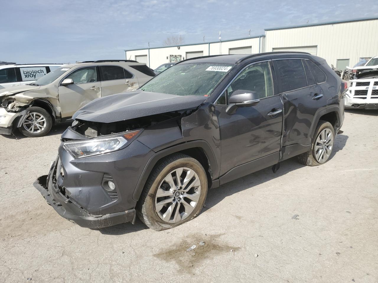 VIN JTMN1RFV0KD004586 2019 TOYOTA RAV4 no.1