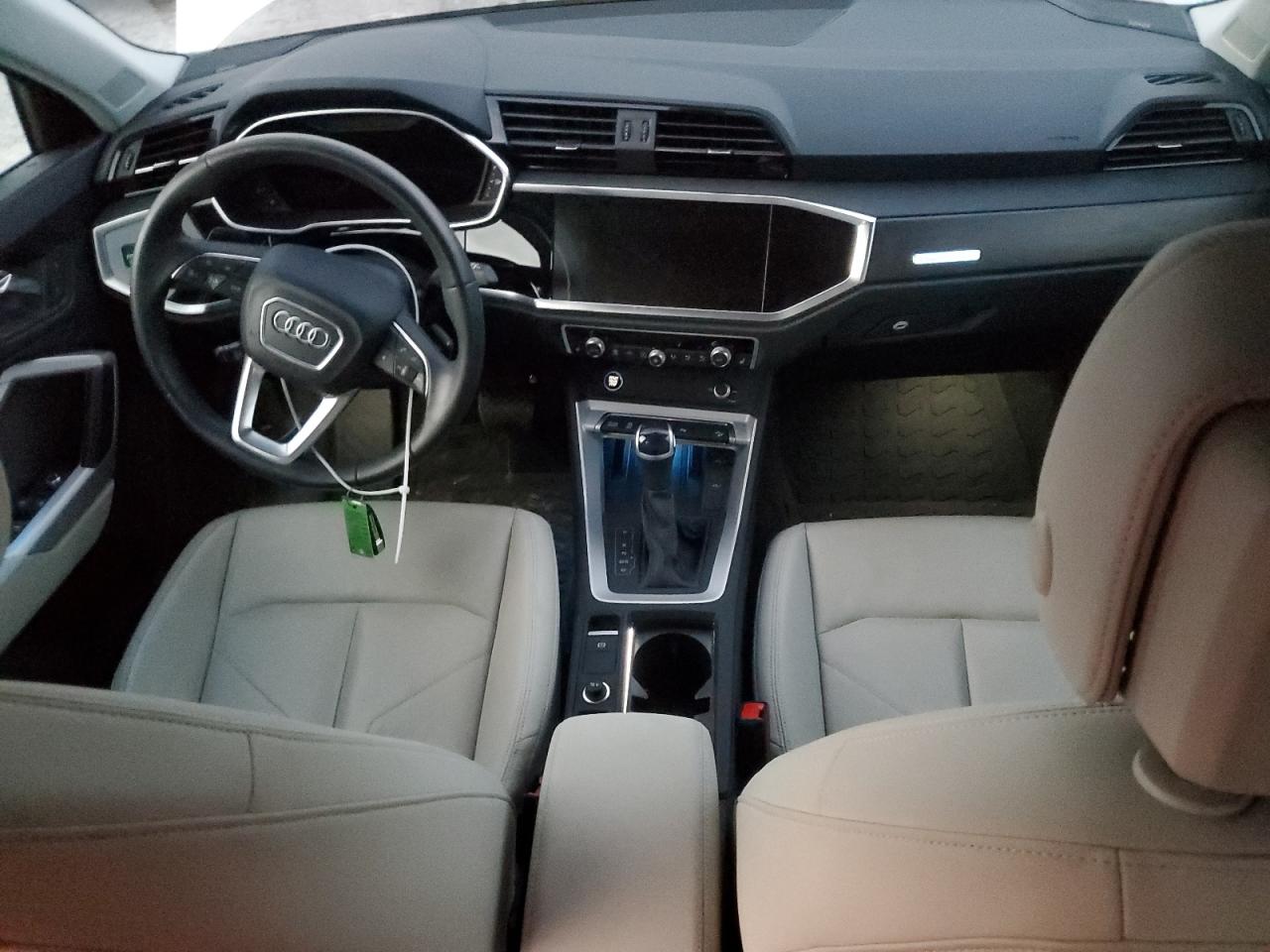 2023 Audi Q3 - Image 8