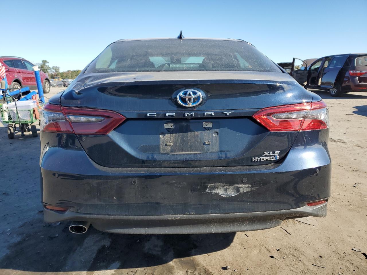 4T1F31AK0MU565138 2021 Toyota Camry Xle