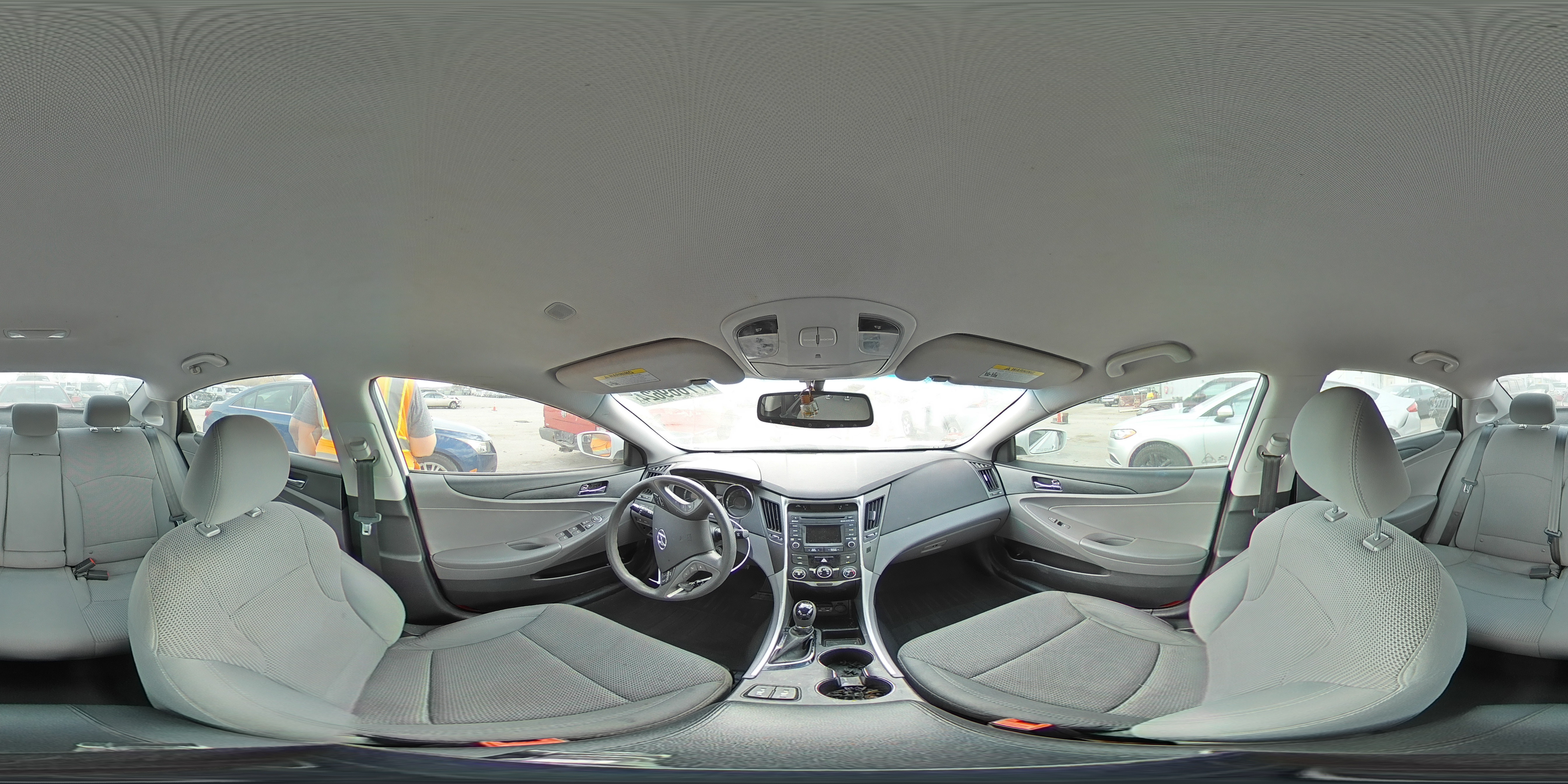 2014 Hyundai Sonata - Image 15