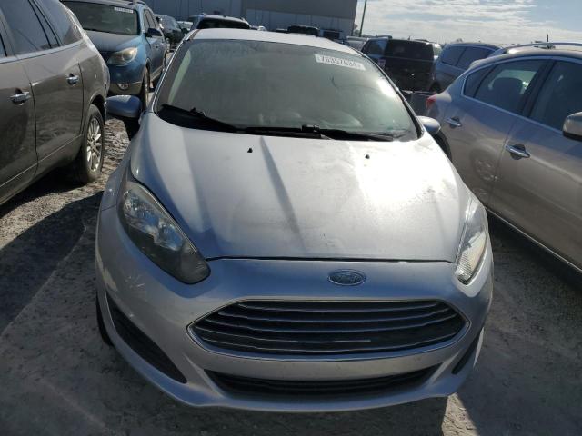  FORD FIESTA 2015 Silver