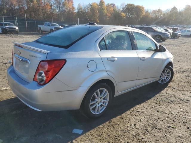  CHEVROLET SONIC 2016 Srebrny