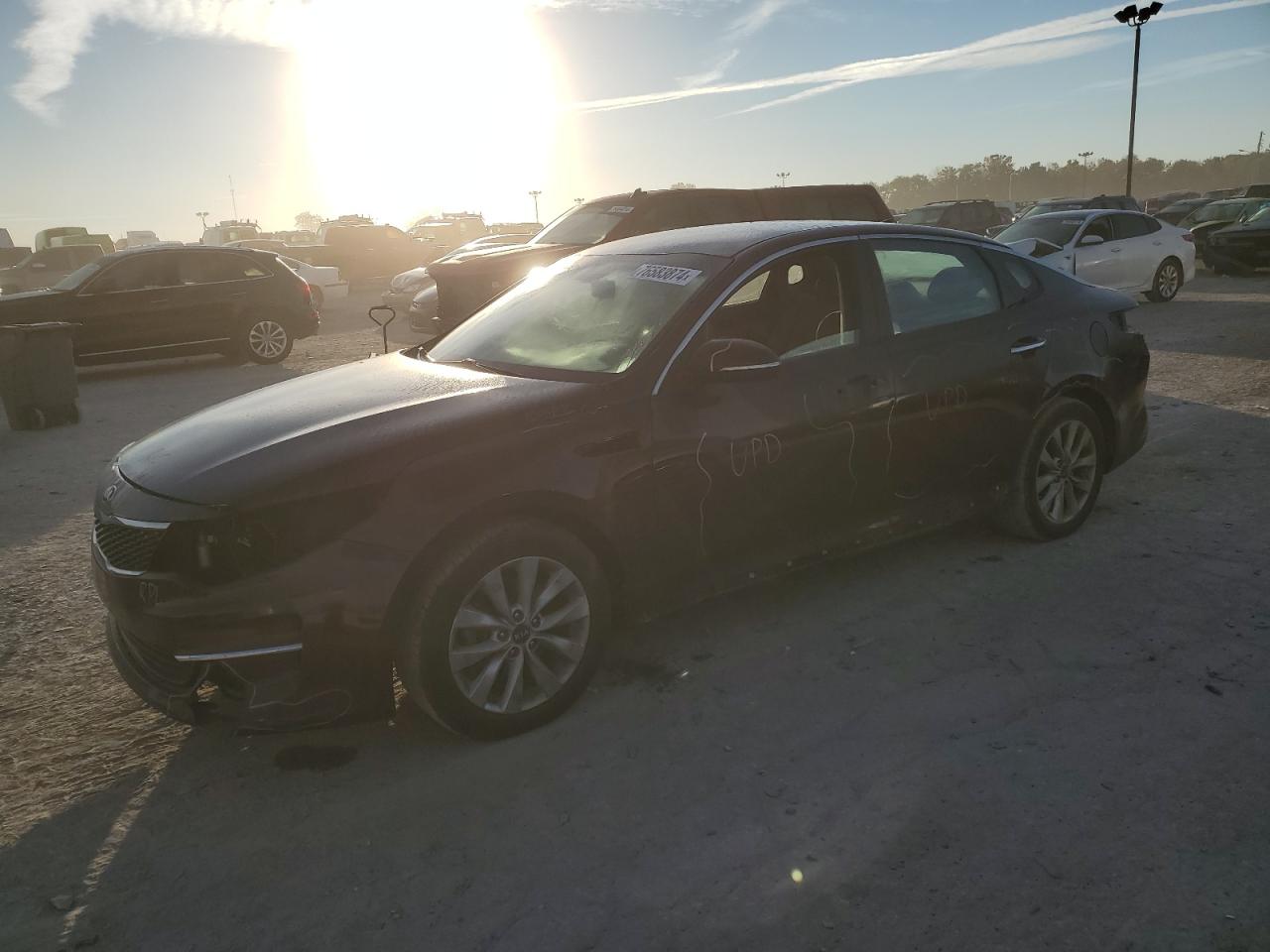 VIN 5XXGT4L32JG268924 2018 KIA OPTIMA no.1