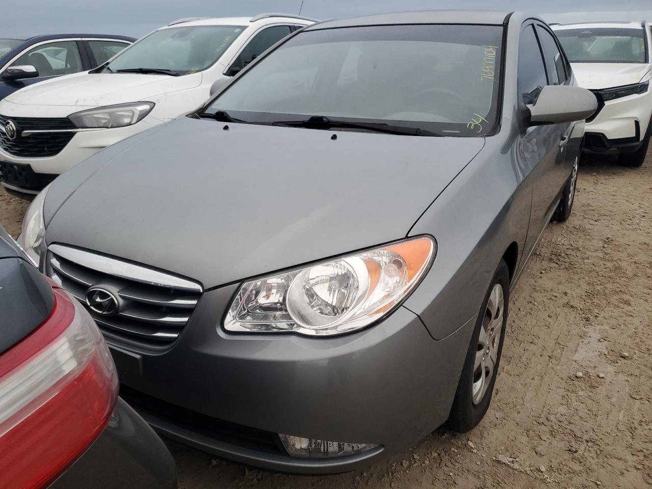 2010 Hyundai Elantra - Image 5