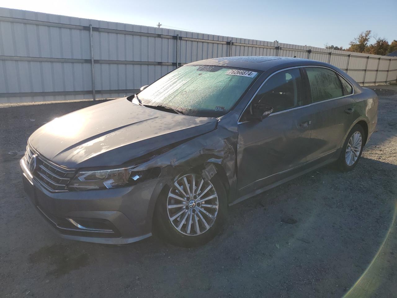 VIN 1VWBT7A31HC057669 2017 VOLKSWAGEN PASSAT no.1