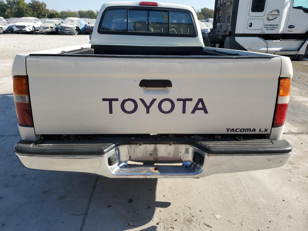 1996 Toyota Tacoma Xtracab VIN: 4TAVL52N2TZ118405 Lot: 74662224