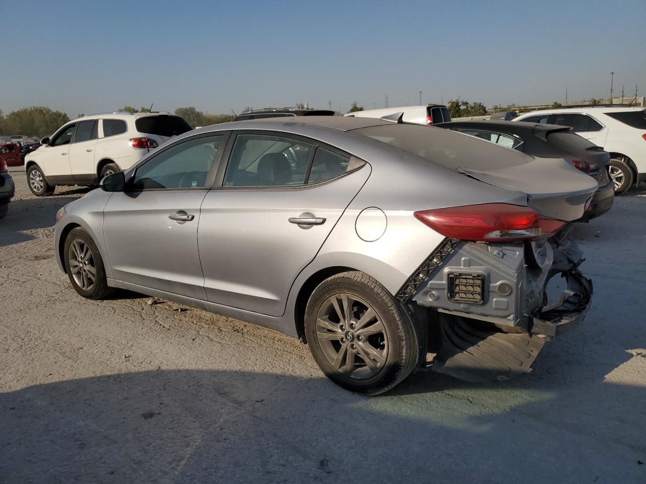 2017 Hyundai Elantra - Image 2