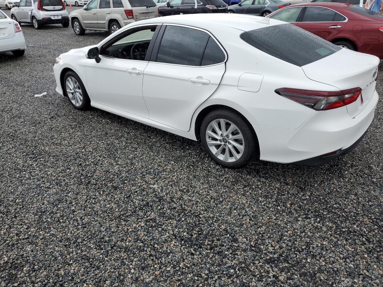 4T1C11AK7PU728333 2023 TOYOTA CAMRY - Image 2