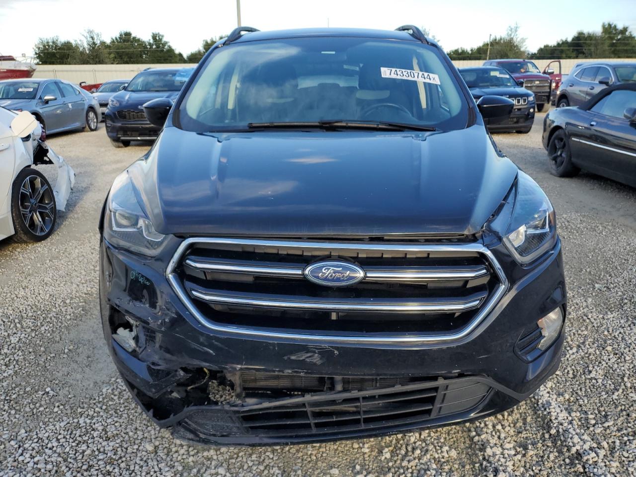 1FMCU9GDXKUC00373 2019 Ford Escape Se