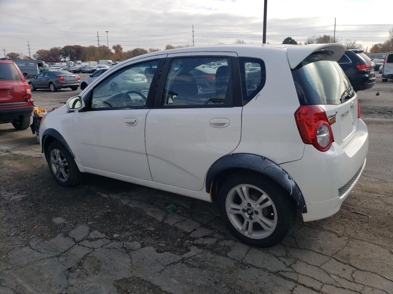2010 Chevrolet Aveo - Image 2