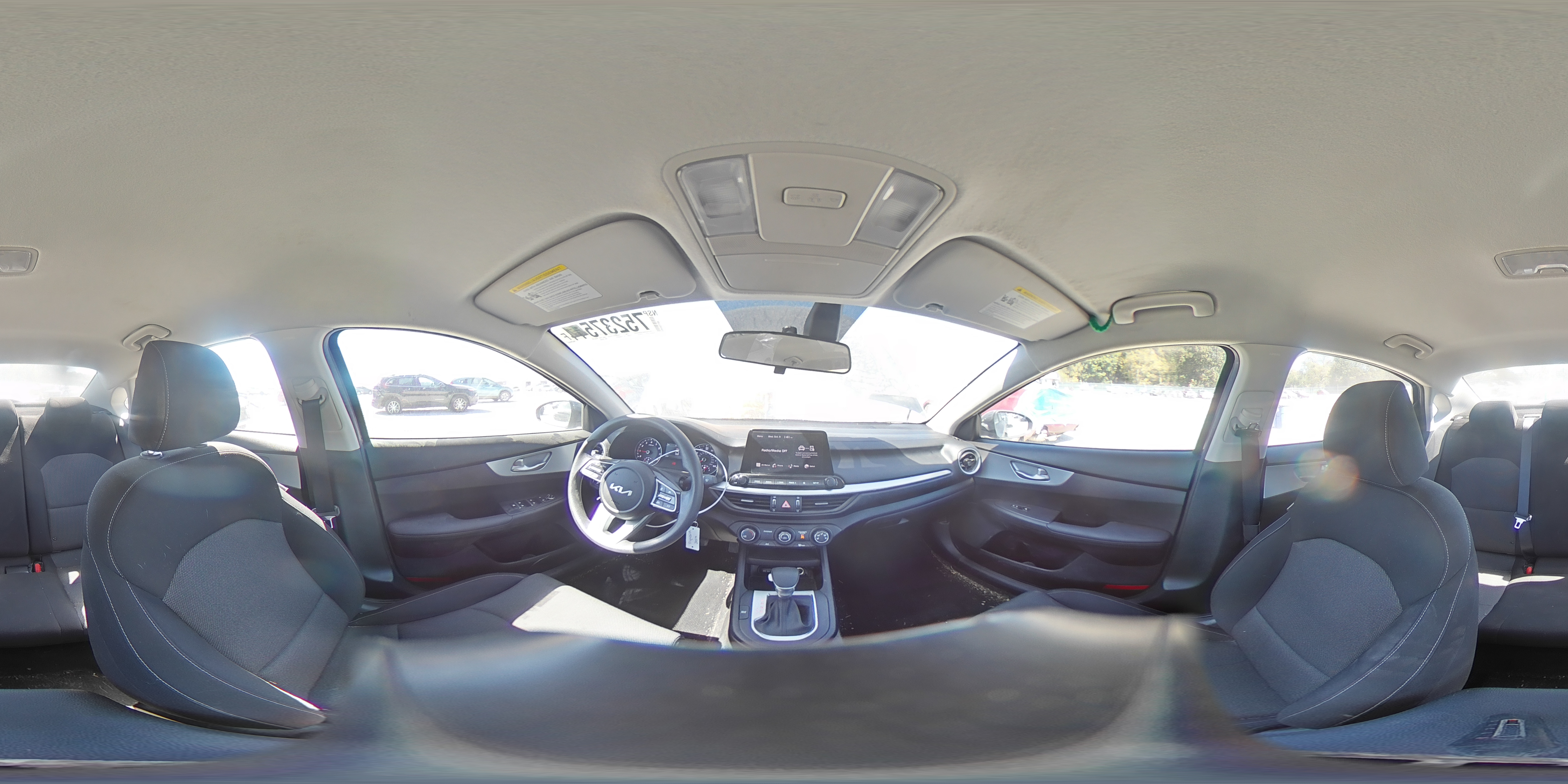 2023 Kia Forte - Image 13