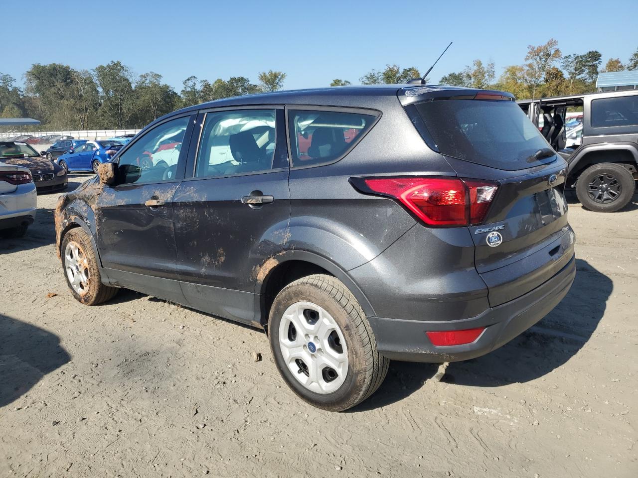 2019 Ford Escape - Image 2