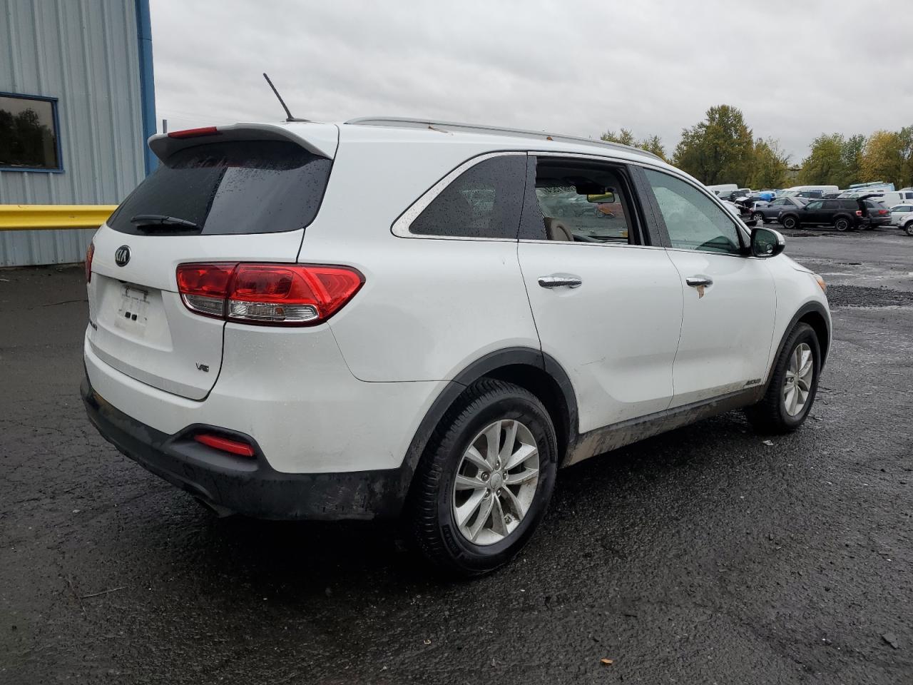 2017 Kia Sorento - Image 3