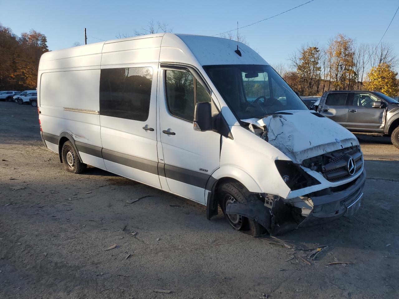 VIN WD4PE8CC4D5814431 2013 MERCEDES-BENZ SPRINTER no.4