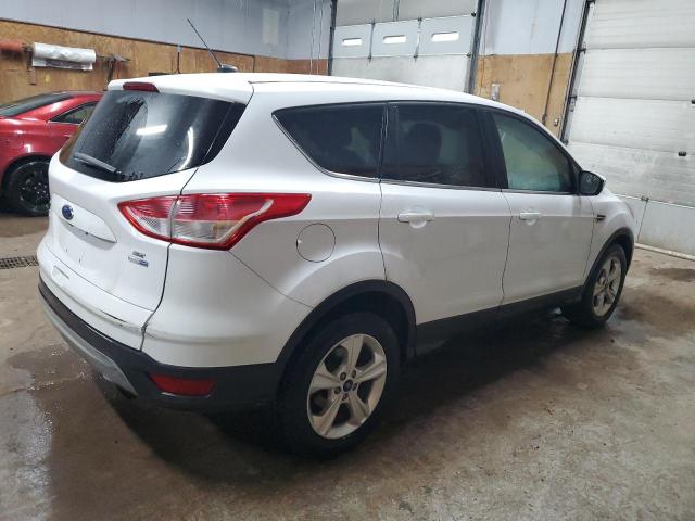 Паркетники FORD ESCAPE 2016 Білий