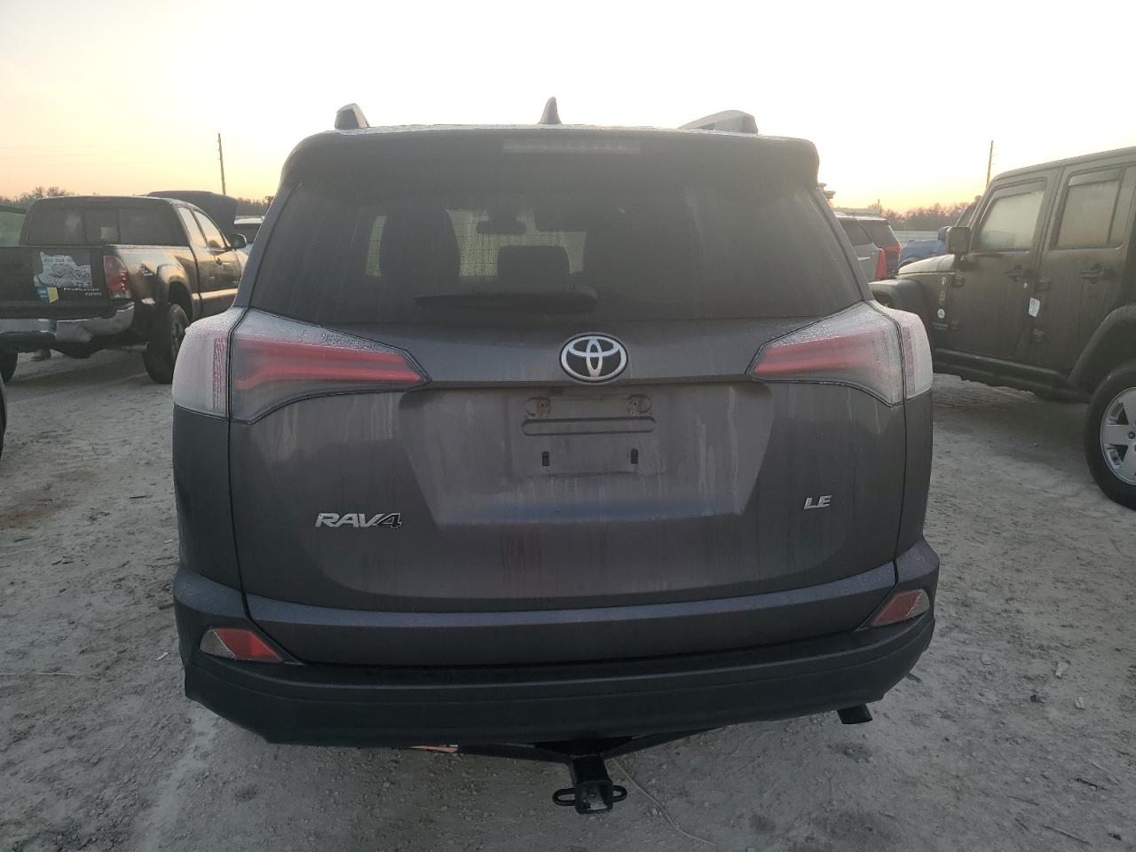 2018 Toyota RAV 4 - Image 6