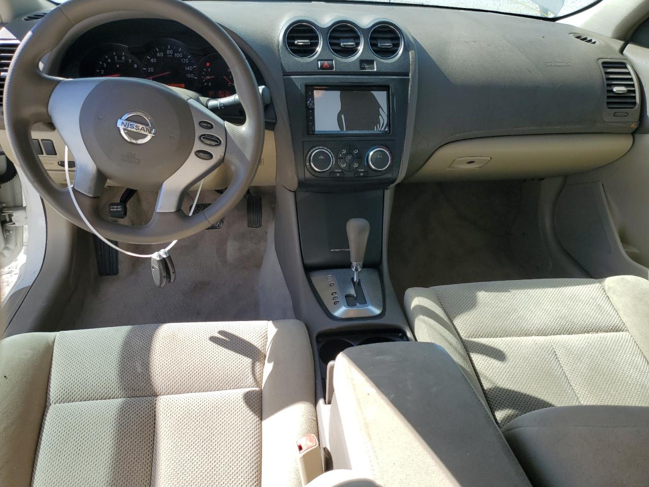 2009 Nissan Altima - Image 8