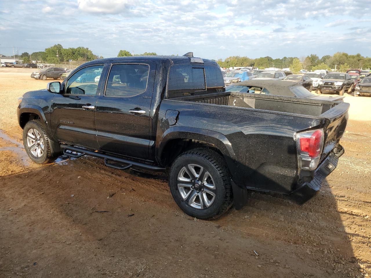 VIN 5TFGZ5AN7HX063594 2017 TOYOTA TACOMA no.2