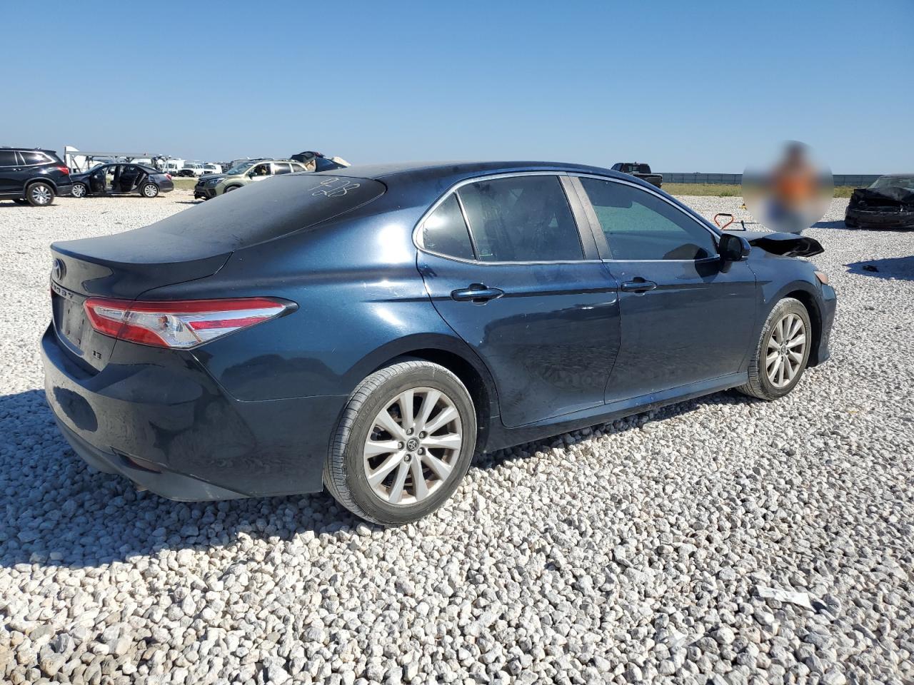 VIN 4T1B11HK9KU801440 2019 TOYOTA CAMRY no.3