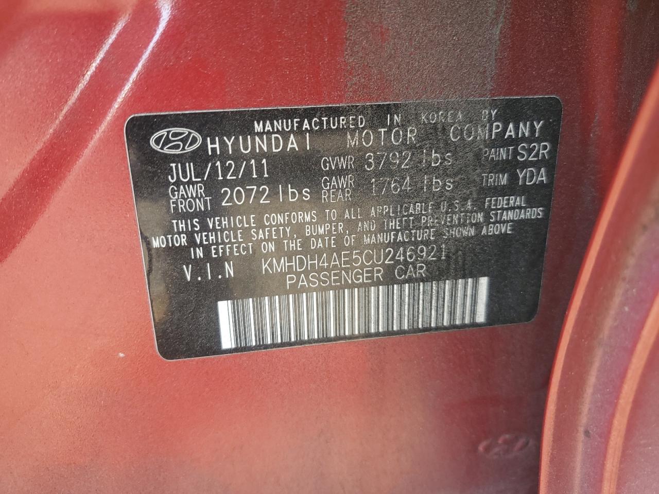 2012 Hyundai Elantra - Image 14