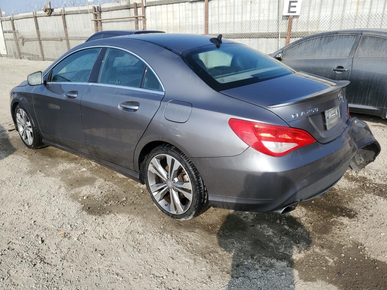 VIN WDDSJ4EB8FN238896 2015 MERCEDES-BENZ CLA-CLASS no.2