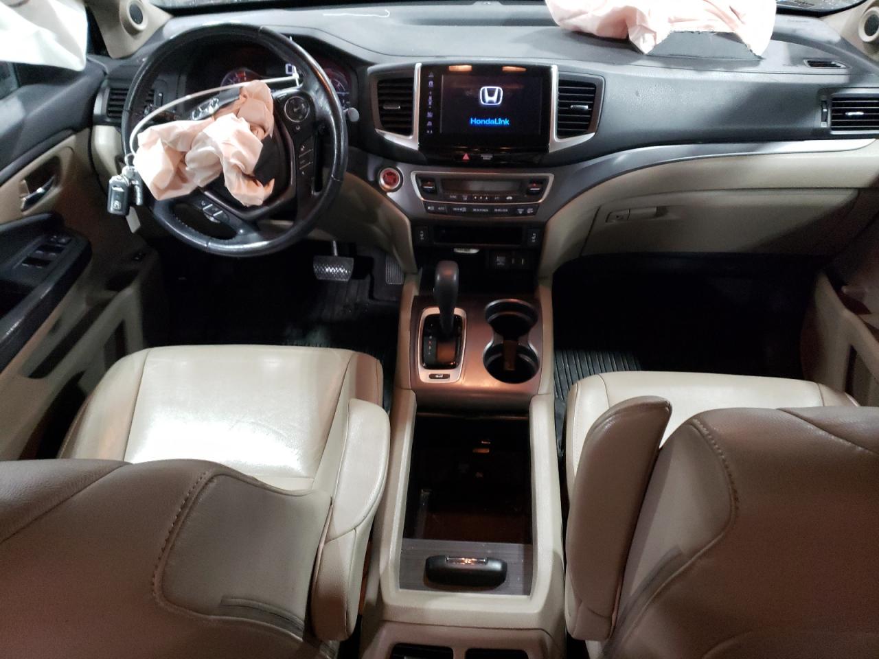 2018 Honda Pilot - Image 8