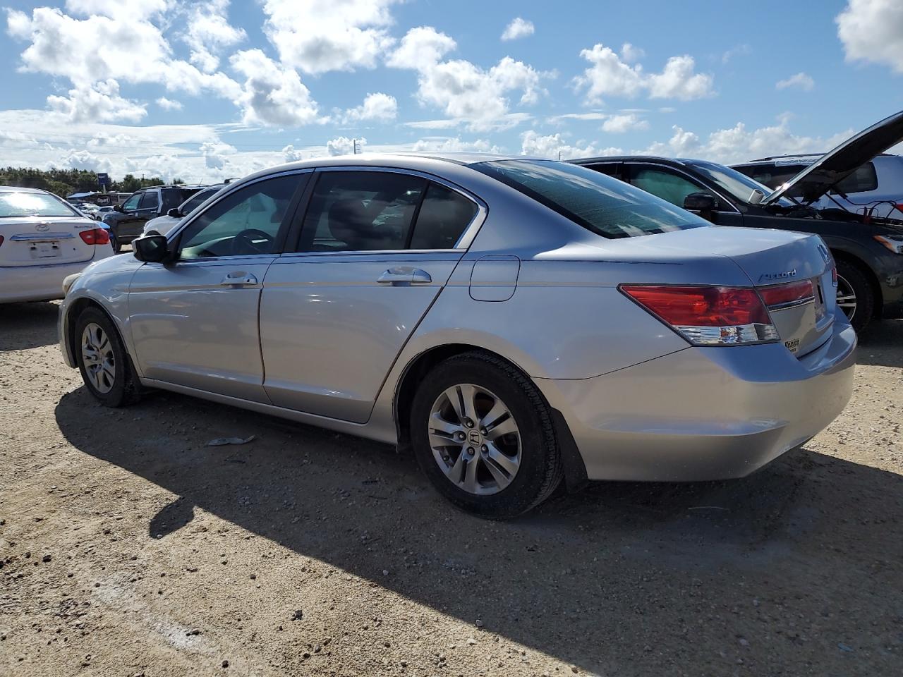 2011 Honda Accord - Image 2