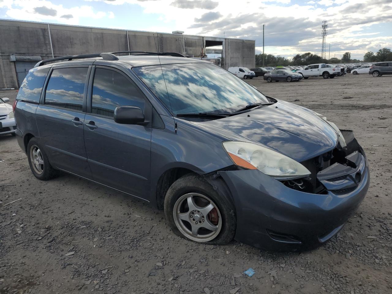 2006 Toyota Sienna - Image 4