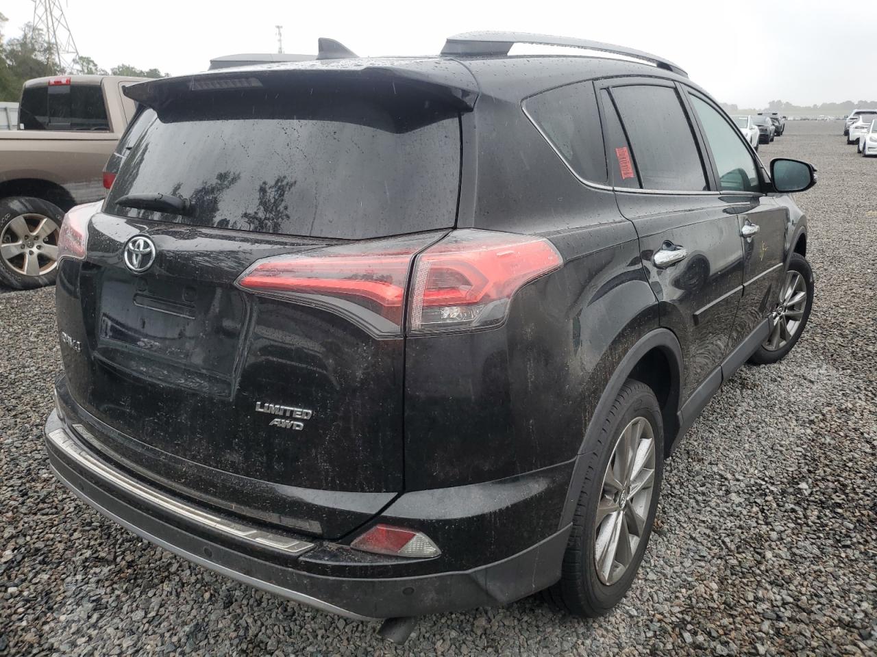 VIN 2T3DFREV7HW621557 2017 TOYOTA RAV4 no.3