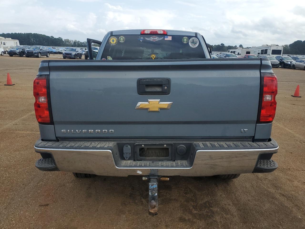 2016 Chevrolet Silverado - Image 6