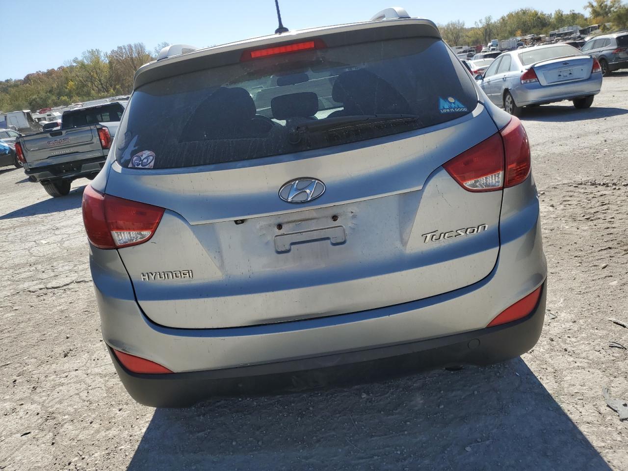 2010 Hyundai Tucson - Image 6