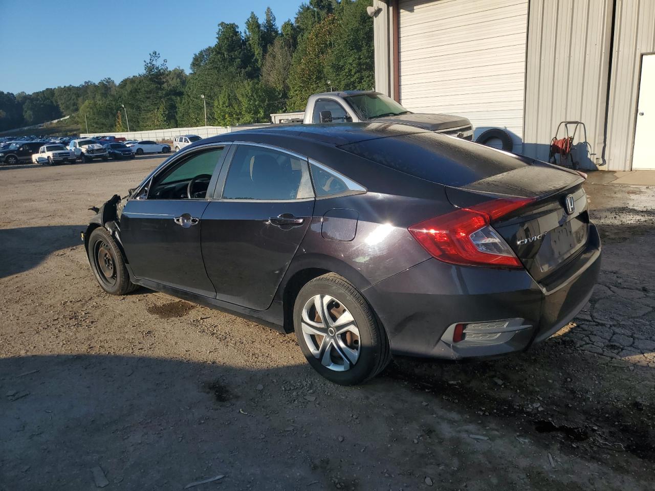 19XFC2F58GE007571 2016 Honda Civic Lx