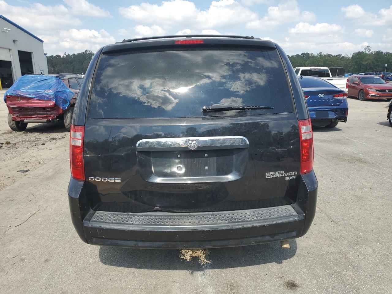 2010 Dodge Grand Caravan Sxt VIN: 2D4RN5D11AR215678 Lot: 75189294