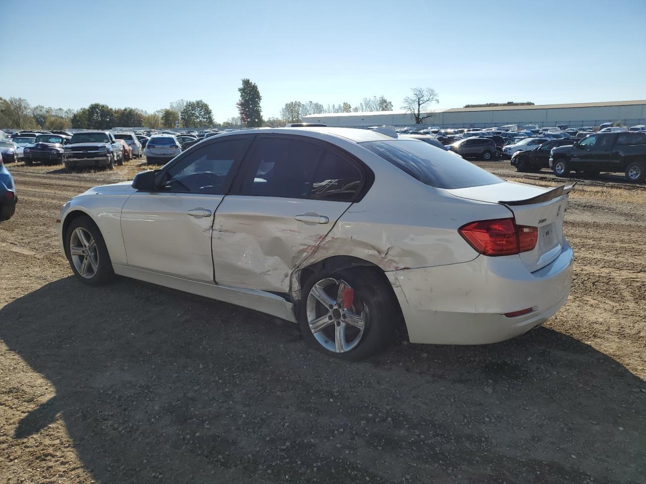 VIN WBA3B5C54DF591719 2013 BMW 3 SERIES no.2