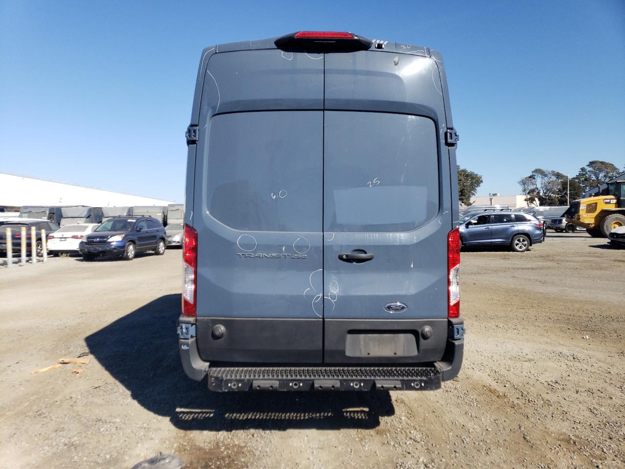 2020 Ford Transit T-250 VIN: 1FTBR3X85LKA18725 Lot: 75033744