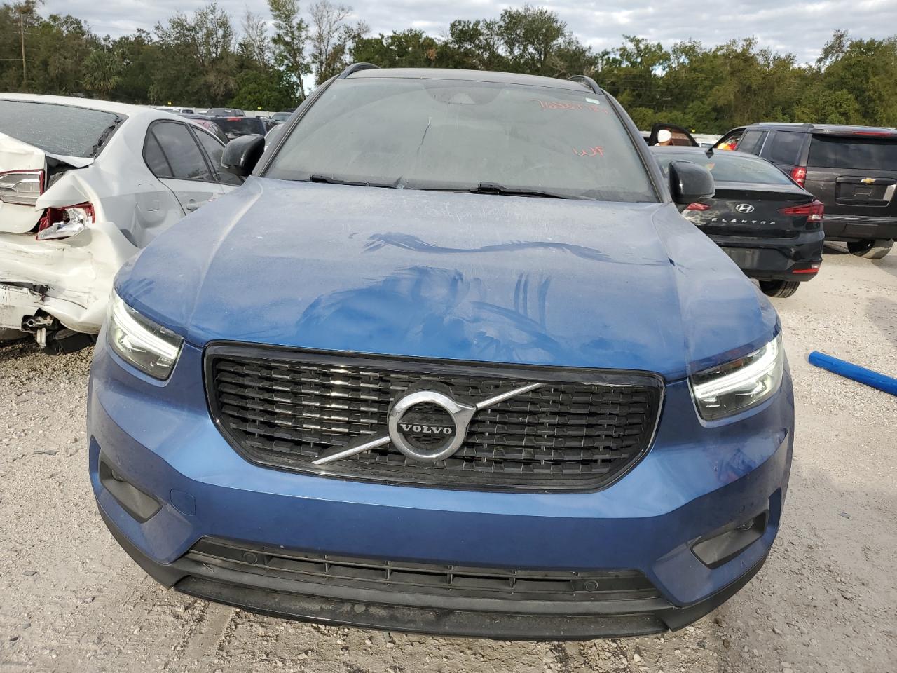 2021 Volvo XC40 - Image 5