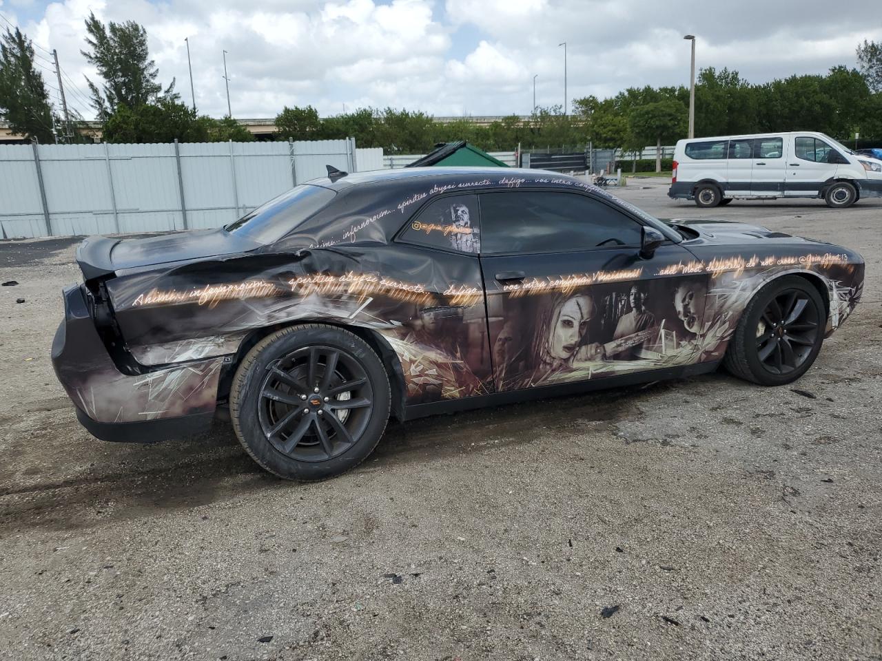 2019 Dodge Challenger - Image 3