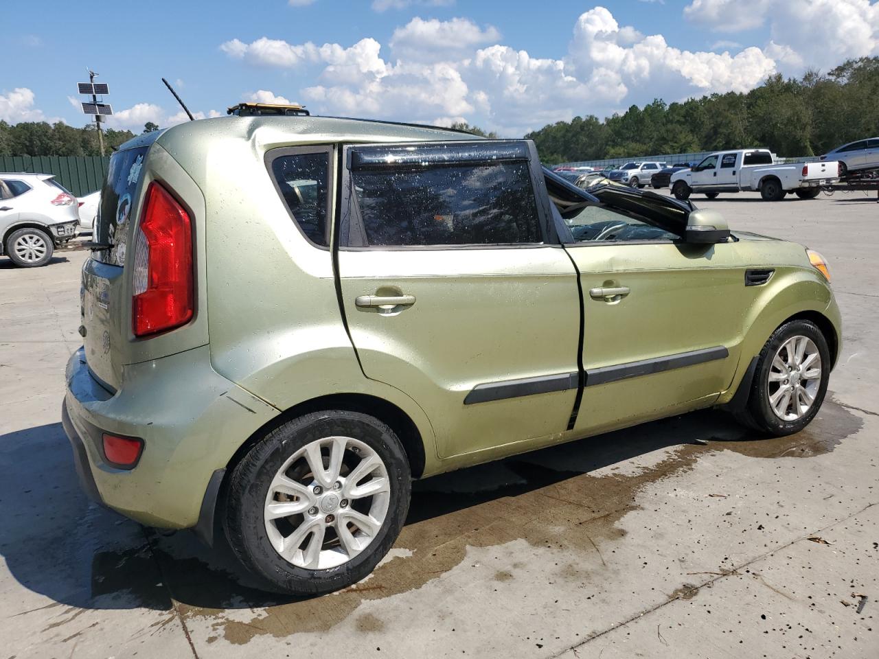 2012 Kia Soul + VIN: KNDJT2A67C7457152 Lot: 73990334