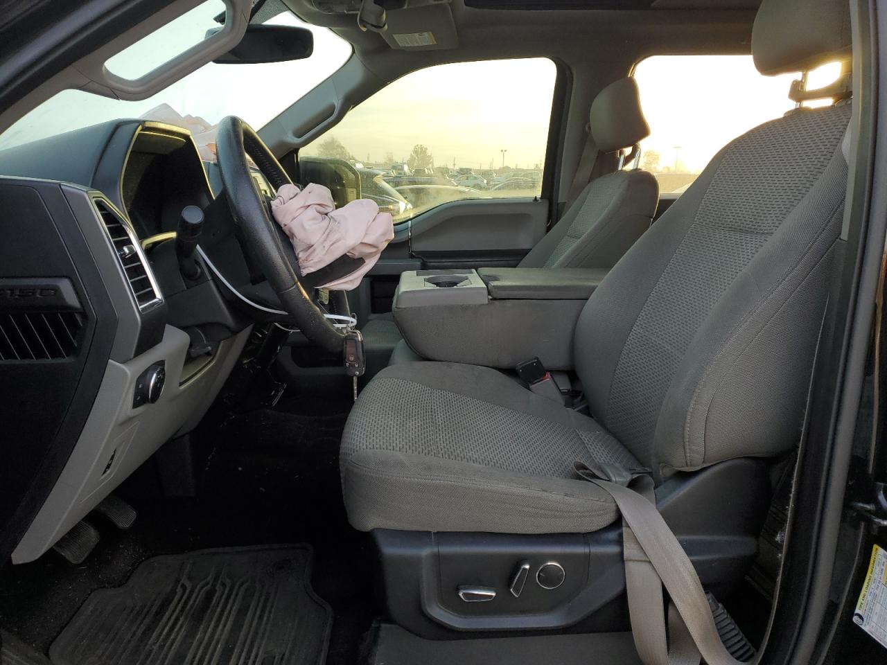 2016 Ford F-150 - Image 7