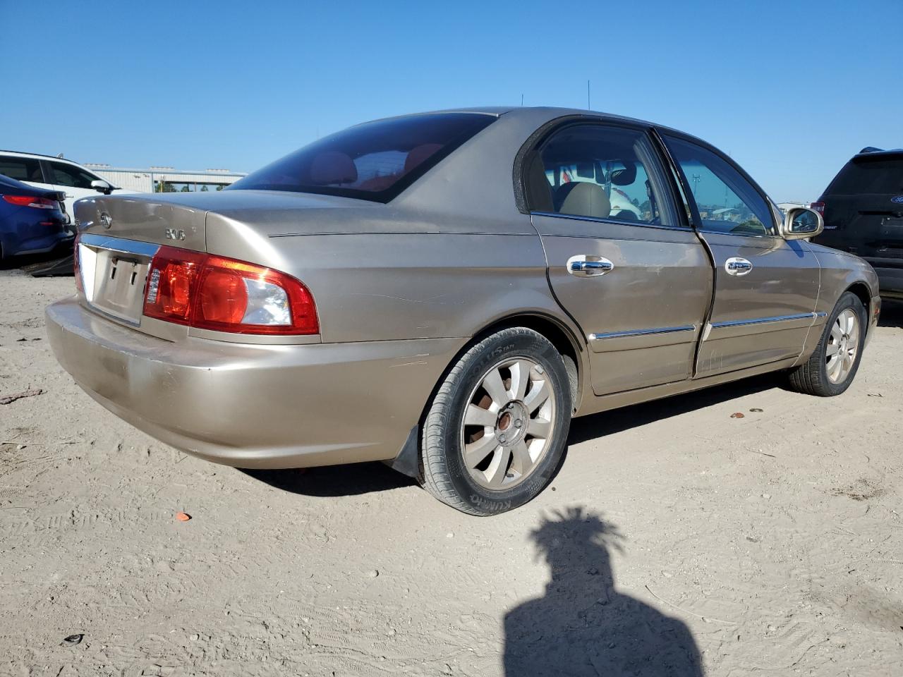 2004 Kia Optima - Image 3