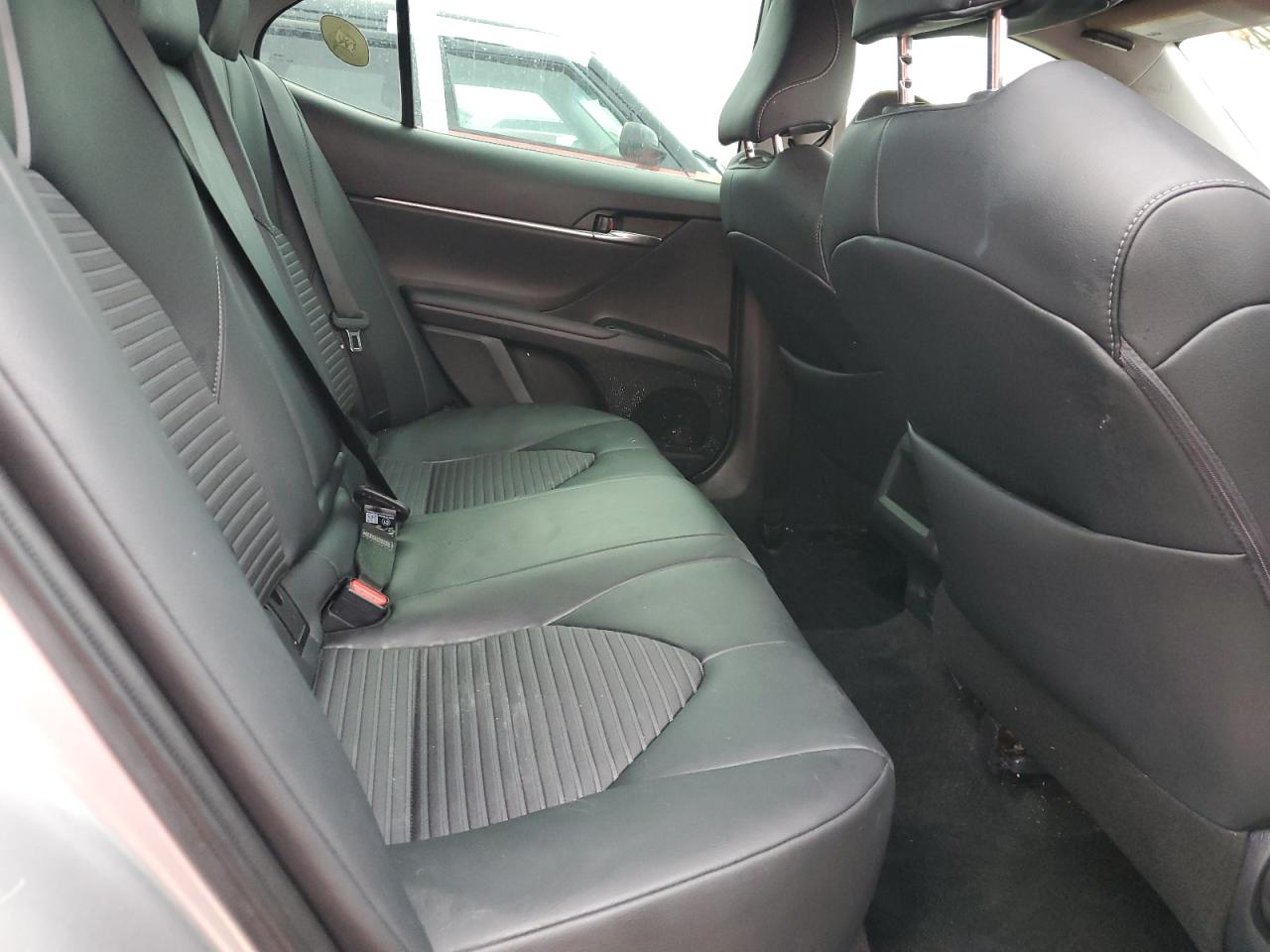 2019 Toyota Camry - Image 10