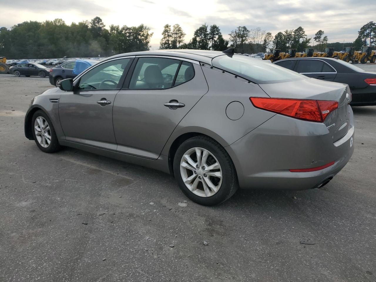 2013 Kia Optima - Image 2