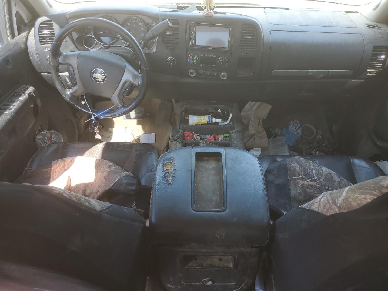 3GCPKSE38BG176137 2011 Chevrolet Silverado K1500 Lt