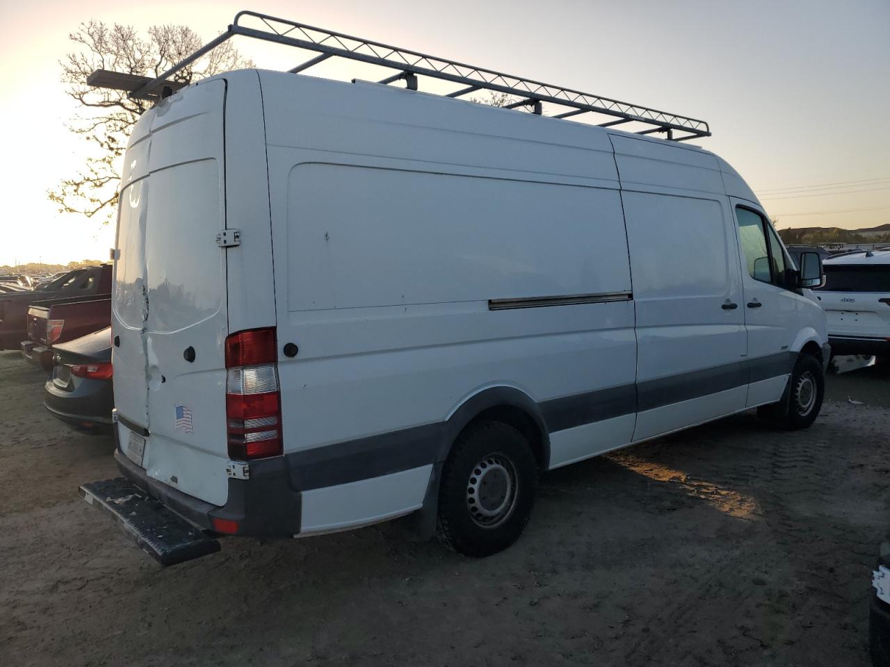 VIN WD3PE8CC7D5749949 2013 MERCEDES-BENZ SPRINTER no.3