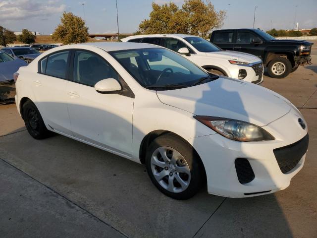  MAZDA 3 2013 White