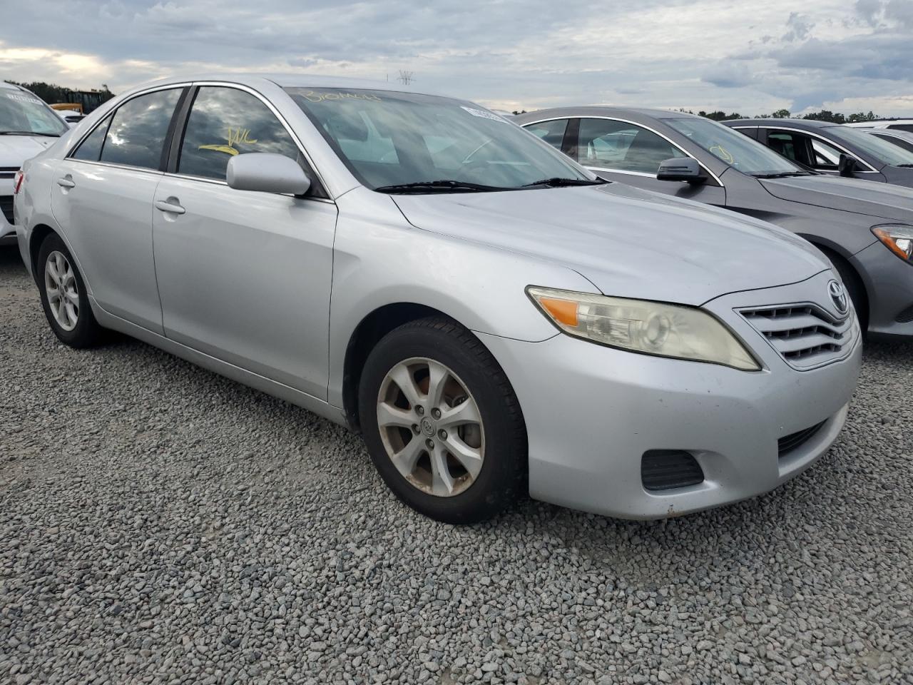 2011 Toyota Camry - Image 4