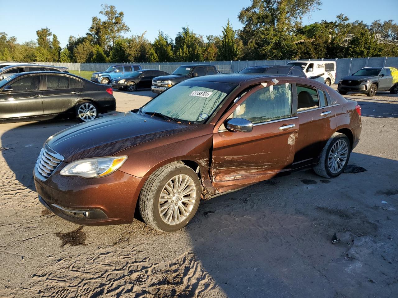 2012 Chrysler 200 Limited for Sale in Apopka, FL - Side