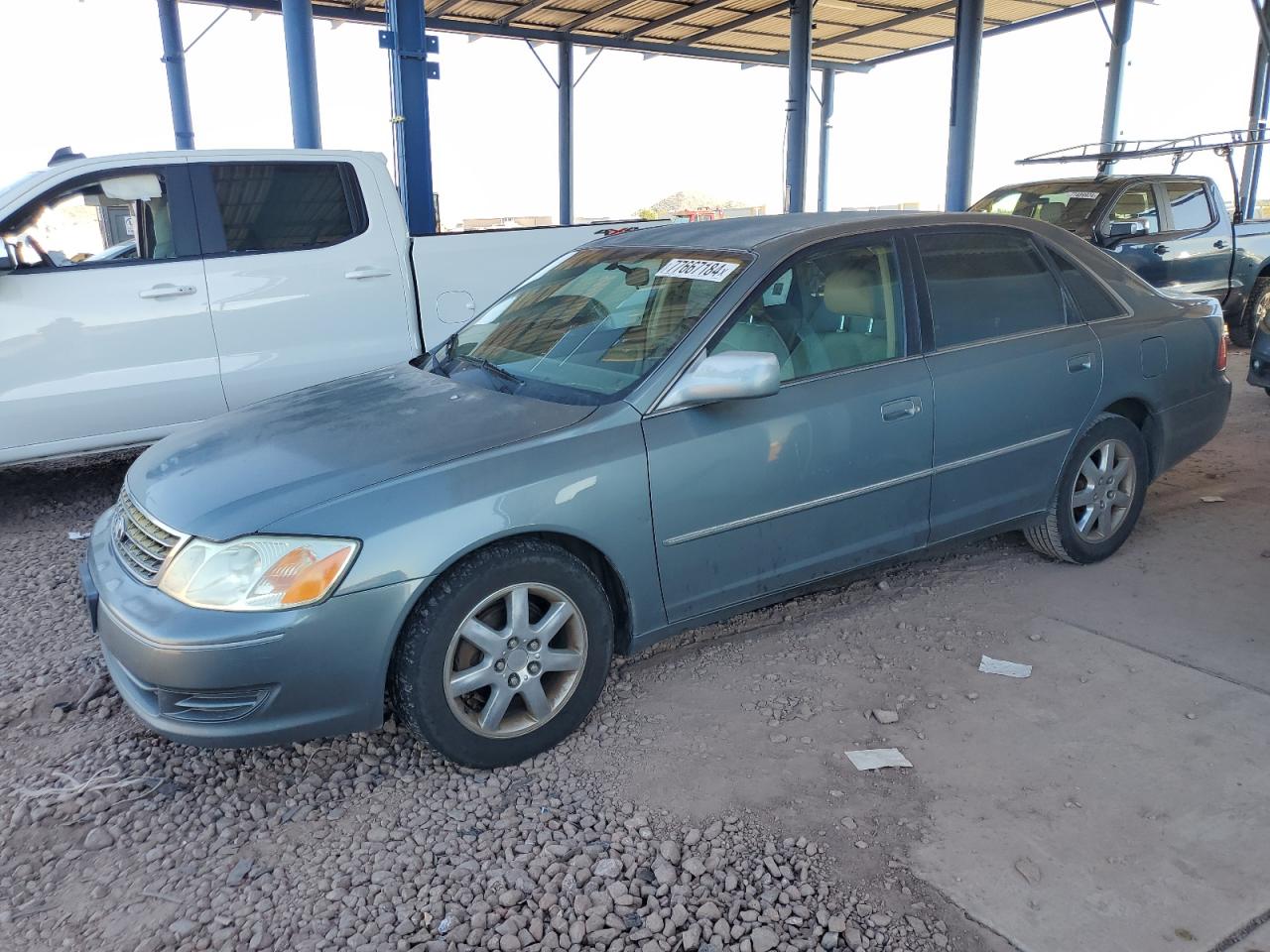 2003 Toyota Avalon - Image 1