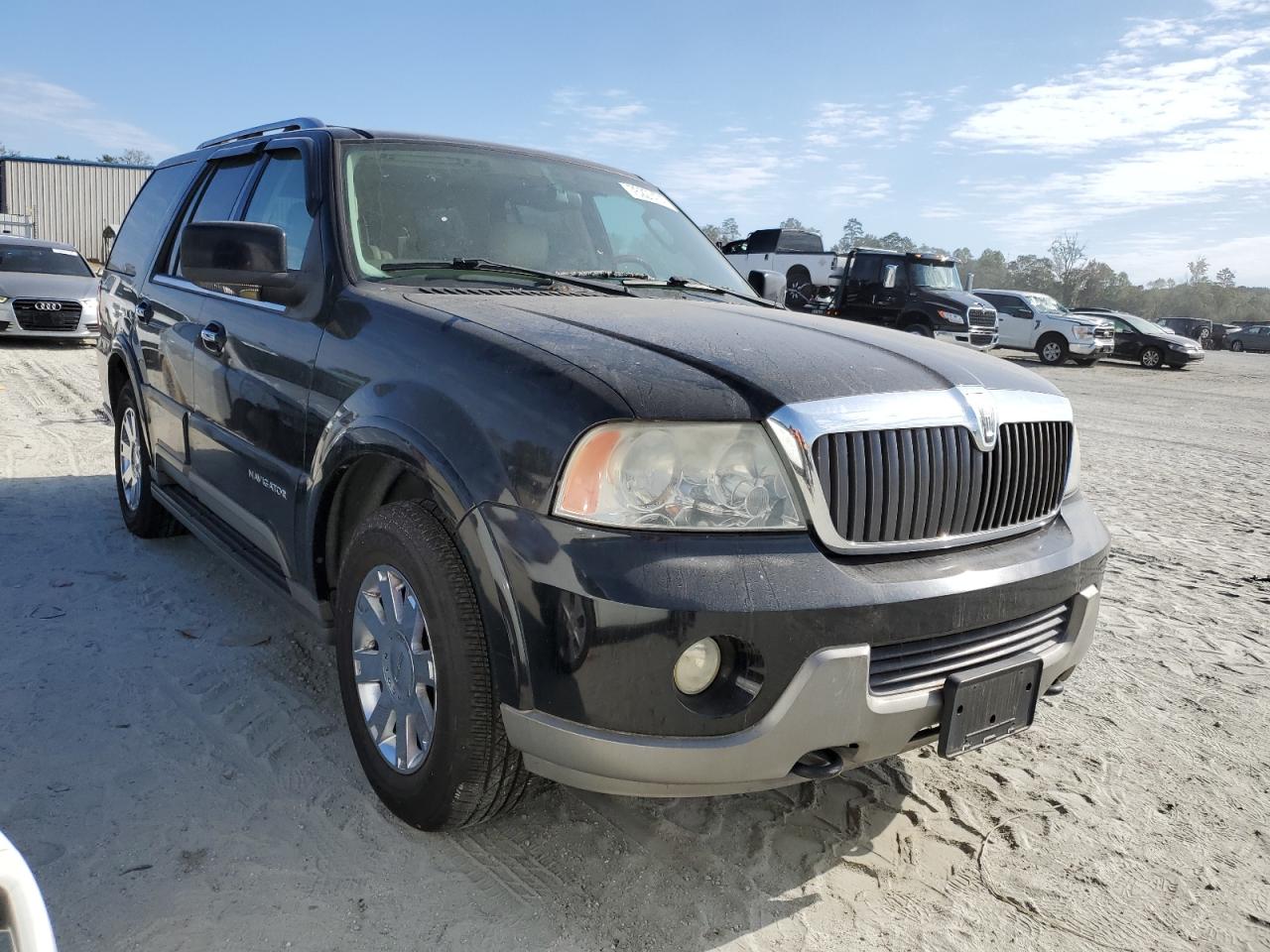 2004 Lincoln Navigator - Image 4